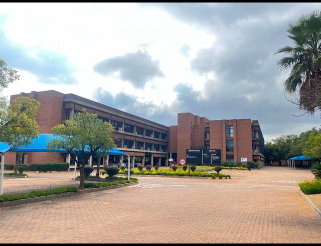 BUSINESS PROPERTY TO RENT IN ALRODE